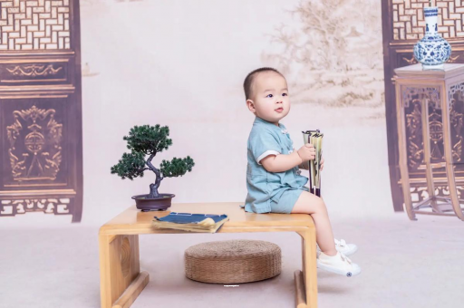 安丘孕妇肚子上的黑线